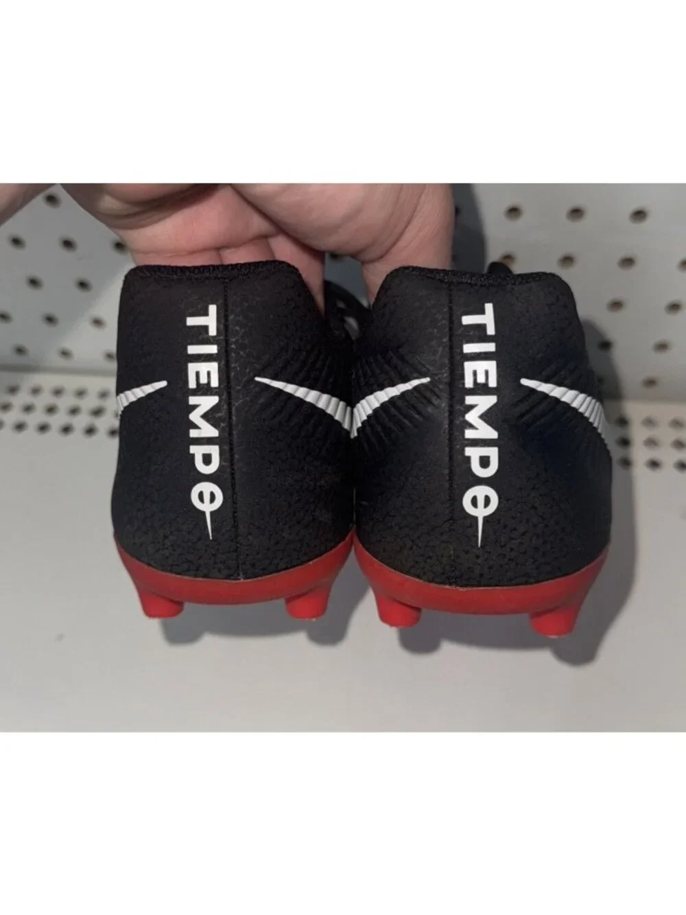 Nike Tiempo Legend 7 Club FG Mens Soccer Cleats Size 7 Black Red White